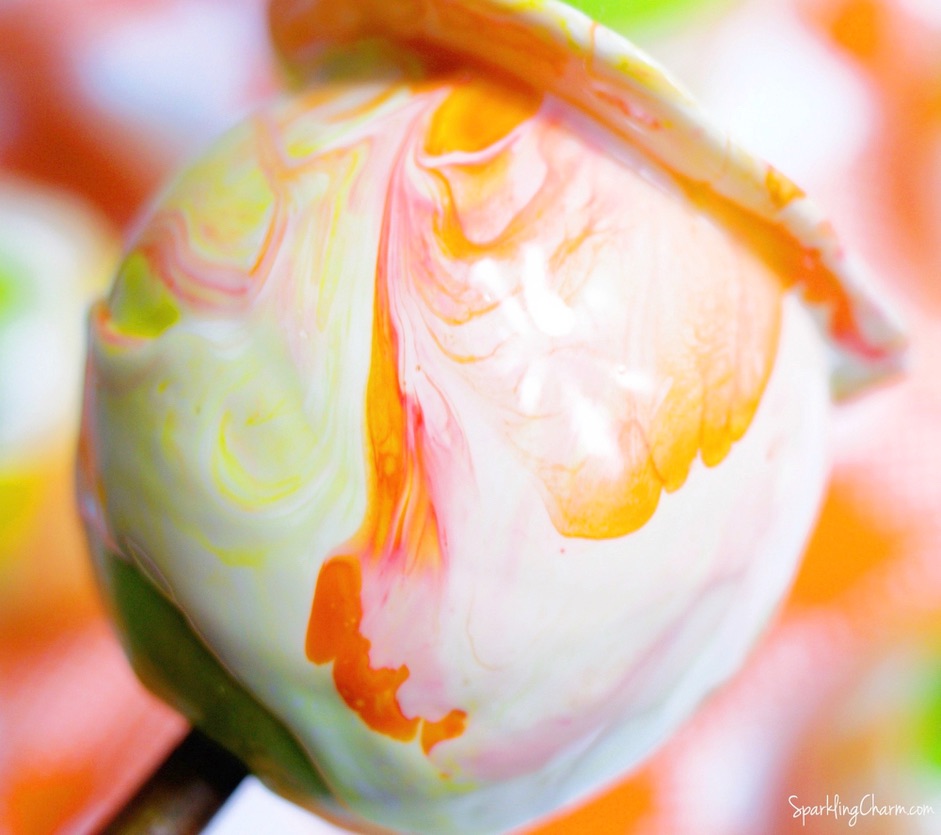 Swirly Marbled Candy Apples