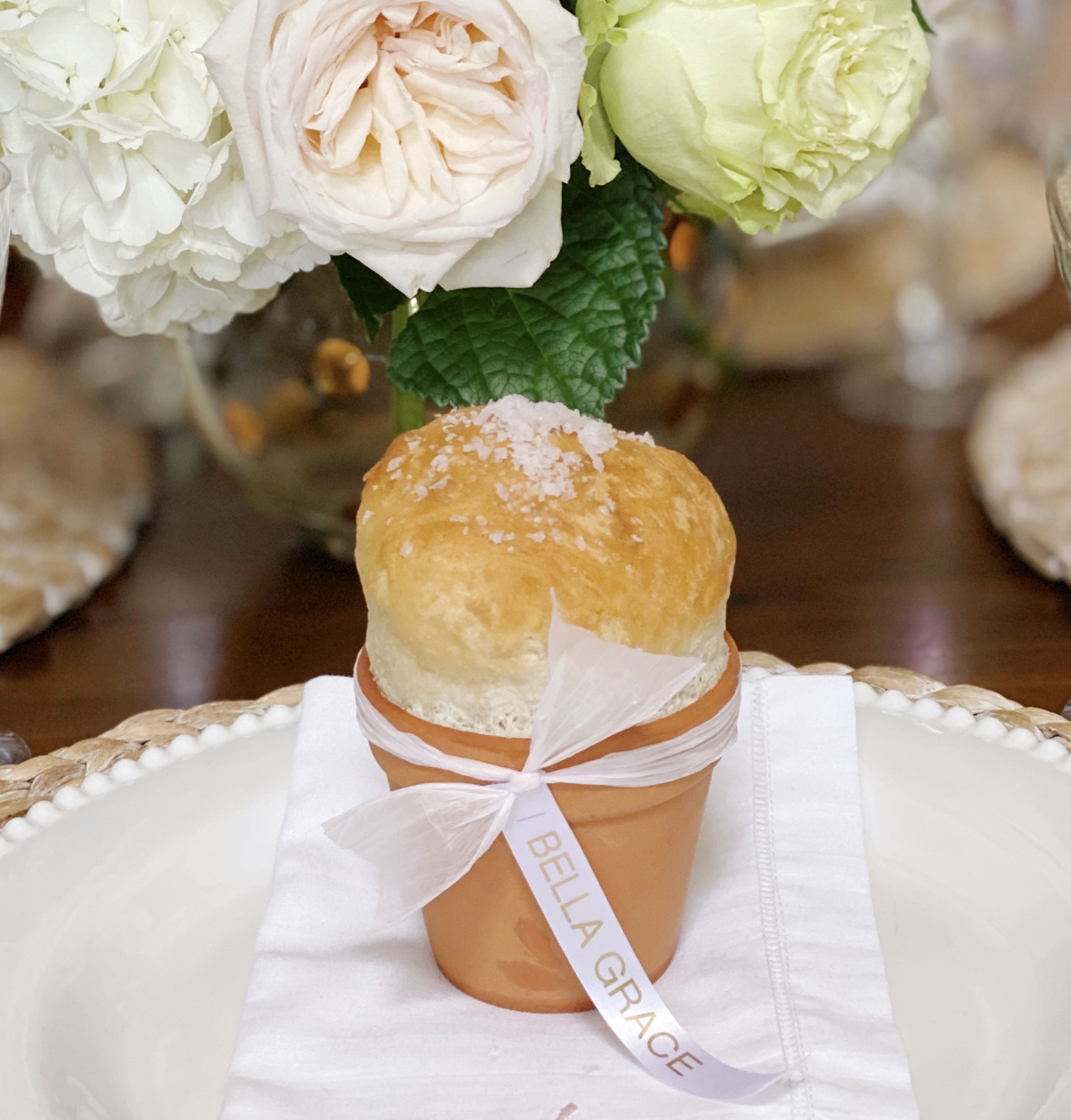 How To Create A Charming Personalized Place Setting With Flower Pot Bread