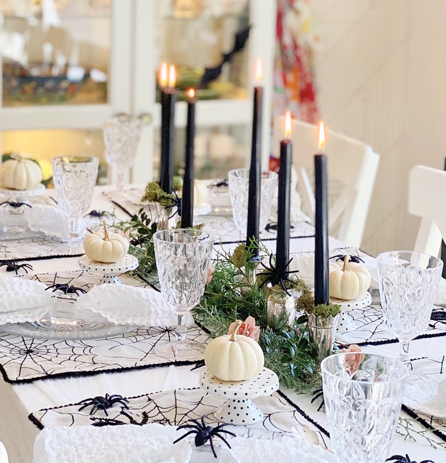 How to Create A Simply Lovely Halloween Glam Tablescape